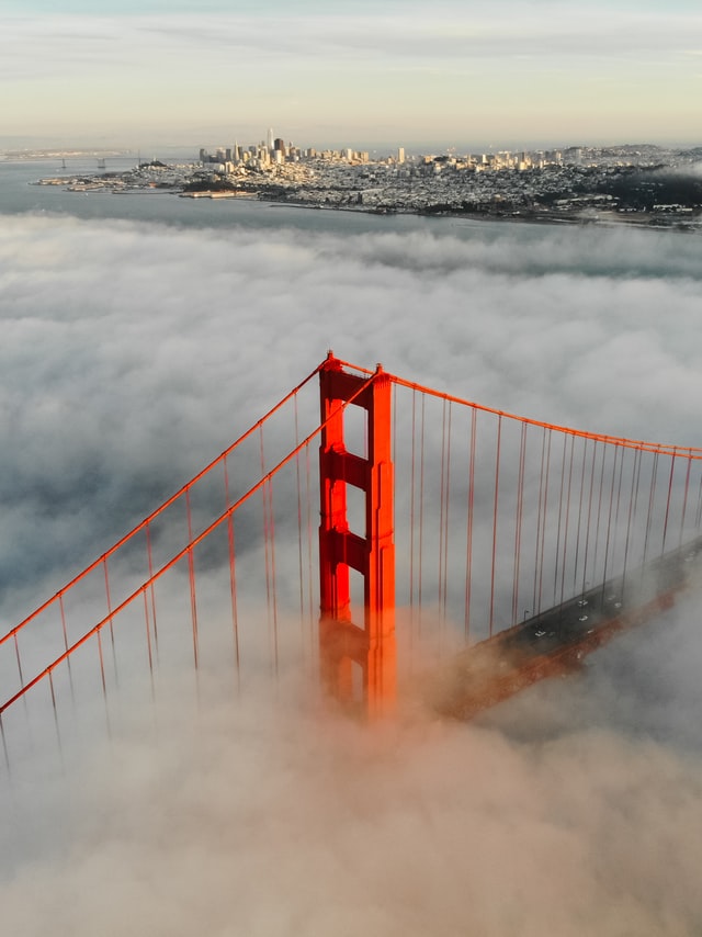 Photo golden bridge